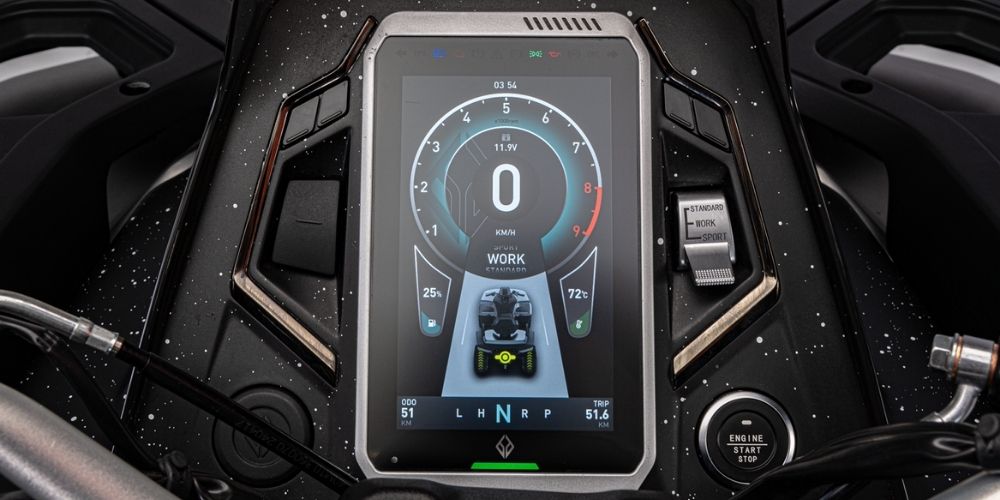 טרקטורון בנדה 1000 רדסטון REDSTONE - BENDA ישראל תצוגה של מסך צבעוני TFT